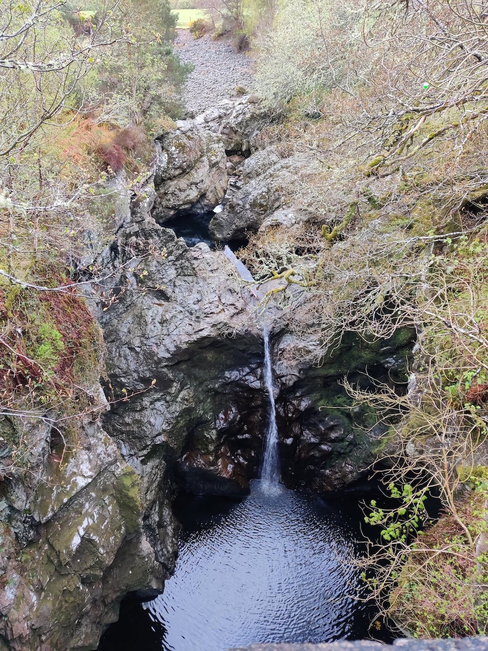 Foyers waterfall